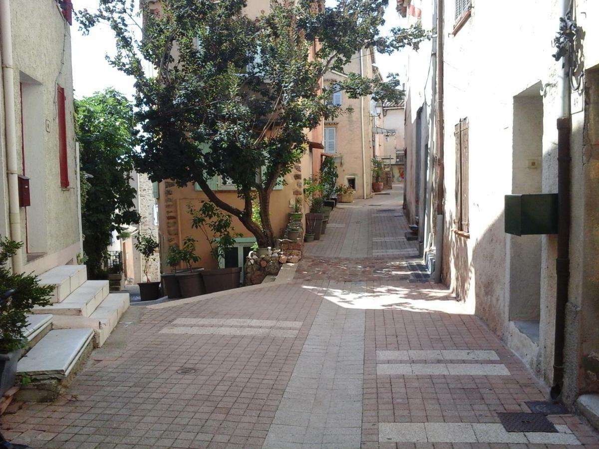 Maison De Village Bagnols-en-Foret Ngoại thất bức ảnh